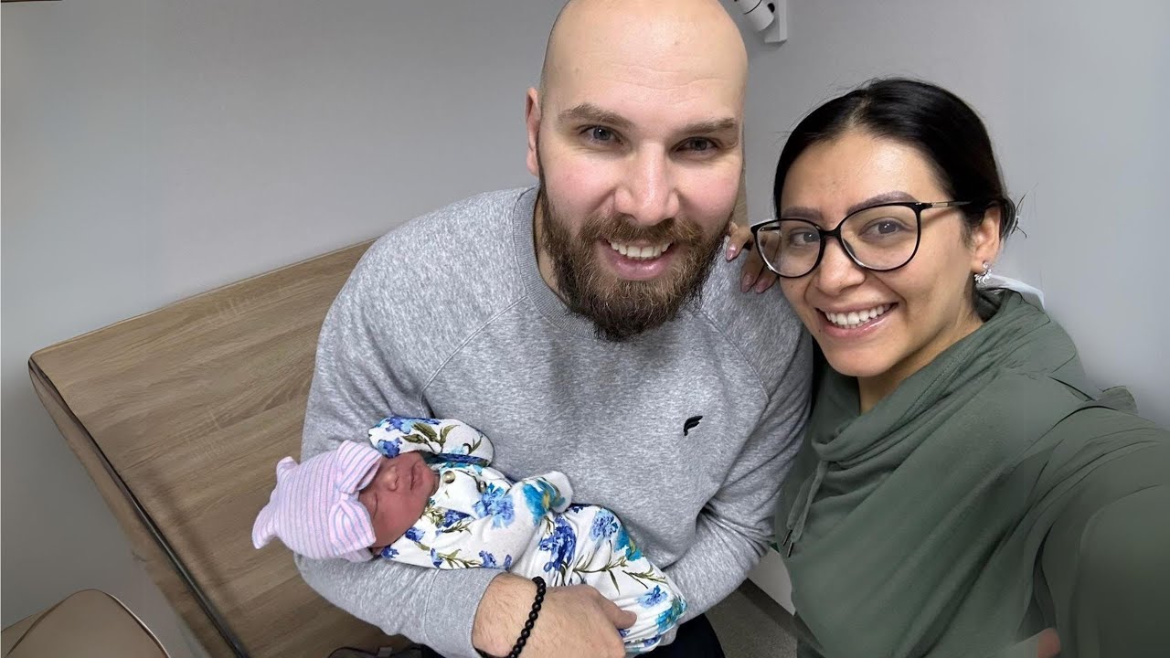 A family shares their surrogacy success story with Delivering Dreams