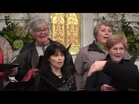 Revija odraslih   Pevskih zborov dekanije Domžale, cerkev SV  Mihaela  Mengeš 24  11  2019