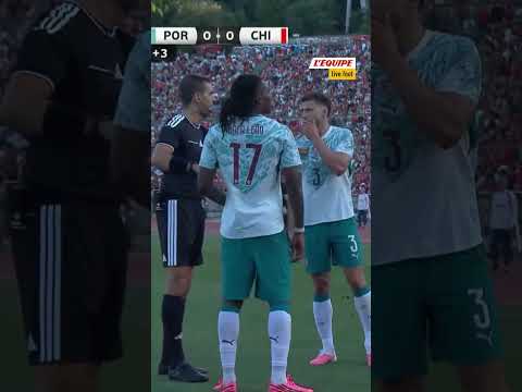 ❌​ Rafael Leao et Ivan Roman en sont venus aux mains lors de Portugal-Chili #football #portugal