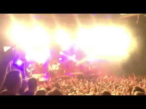 Madsen - Zu spät (Ärzte-Cover live 31.10.15) @Columbiahalle