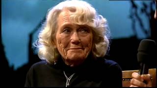 Agy Hartfeld in der Zeitrevue Usjebomb von und mit den Bläck Fööss