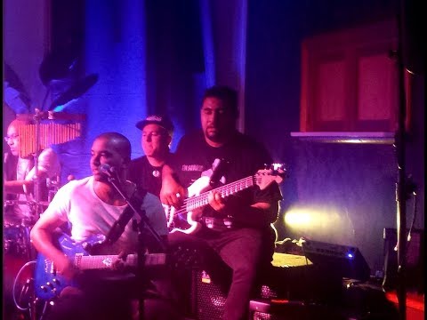 THE PUSH REGGAE BAND - Mental Slavery