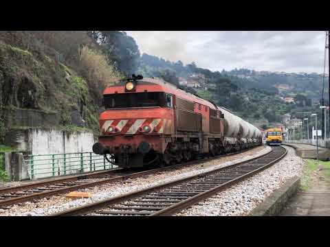 Alsthom 1905 e 1909, CP 1436 com carruagens Schindler e Sorefame e UTD 592.2 - Linha do Douro