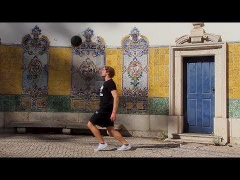 Martin Schopf | Freestyle Football | Lisbon, Portugal