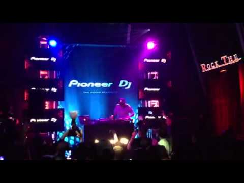 Dj craze finale at The Pioneer Expo 2012 atlantic city nj