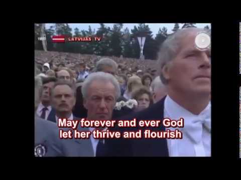 Latvian Song Festival 1990 - "Vakarjunda" (Evening Retreat Bugle Call) ENGLISH subtitles/translation