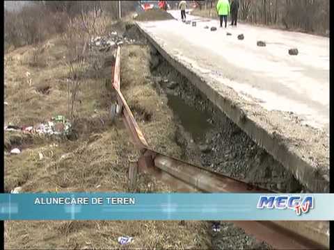 Alunecare de teren pe drumul Campulung Curtea de Arges