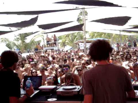 Felguk Live @ Universo Paralello #09 (2)