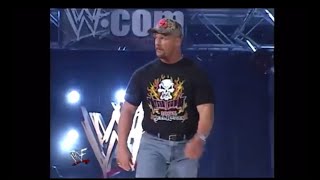 Stone Cold Steve Austin Entrance Pop Returns to WWE Raw 9-25-2000