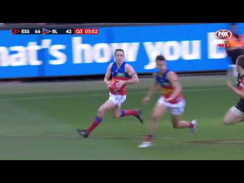 Witherden's handball opens it up - AFL