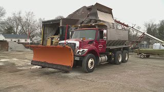 Crews in Belleville and Waterloo prepare for winter storm