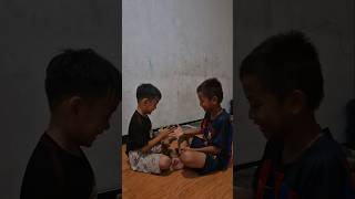 Download lagu bermain suit jepang gunting batu kertas #shorts #fyp #trending mp3