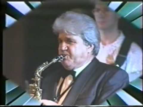 I MILIONI DI ARLECCHINO valzer lento suonato da IVANO NICOLUCCI serata al SANDALO CINESE PV 1992