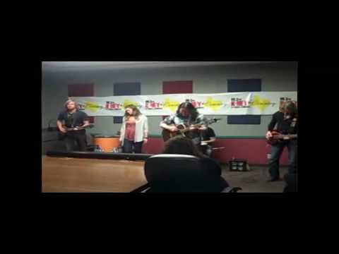 Sweetwater Rain performing Starshine