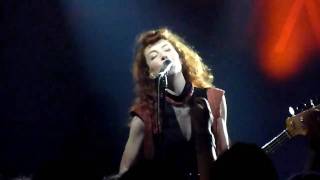 Melissa Auf der Maur Scala London 2010 (Real A Lie)
