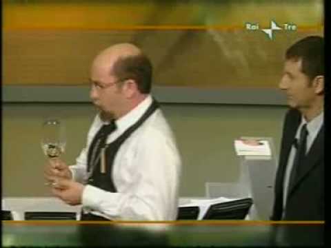 Antonio Albanese: il sommelier