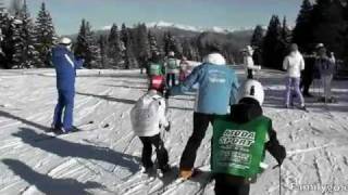 preview picture of video 'Una giornata sulla neve a Folgaria'