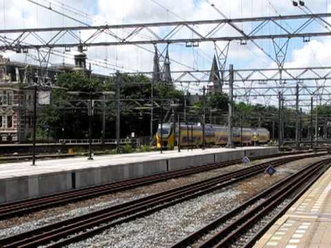 INTERCITY VIRM / DD-IRM Bombardier Amsterdam Central double-deck trains