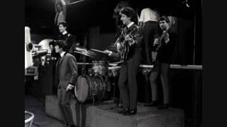 THE HOLLIES- &quot;TALKIN&#39; &#39;BOUT YOU&quot;(LYRICS)