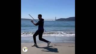 [花邊] 讀李小龍的人生哲學　KT：未來想出書