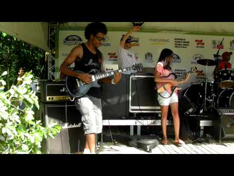 Wagner K-chaça e Banda no Floripa Tem (Riozinho). Música Tive Razão