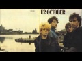 U2 - I Threw A Brick Trough A Window (album 'October', '81)