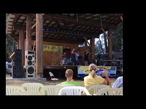 America's Hottest Fiddles!!!  Cuckoo's Nest (Macy Morgan feat. Ashley Dryer)