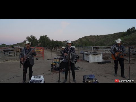 Los Plebes Atrevidos - Leonel El Ranchero - (En Vivo) 4K 2020