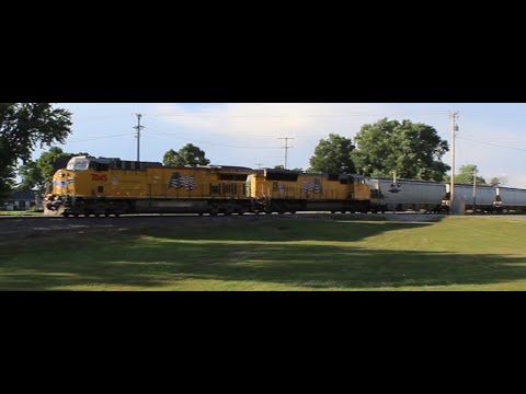 Third Train of the Day! CP 374 Southbound - UP 7045 leader