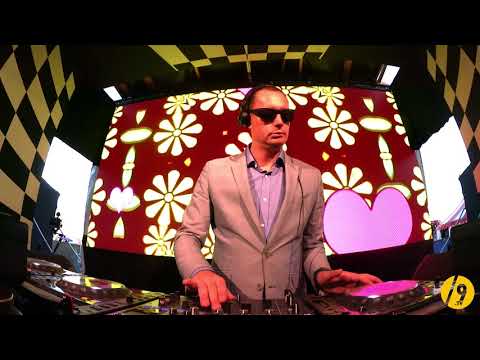 MR. SAM ● CIRQUE MAGIQUE 2017 /SLASH9.TV