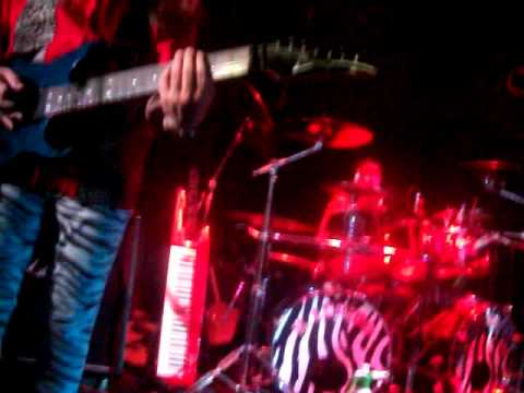 gli atroci - alvaro il metallaro (live @ nordwind bari 02/03/2012)