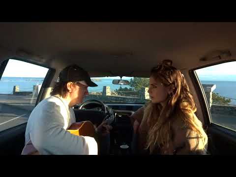 Ocie Elliott - I Got You, Honey (live and awkward)