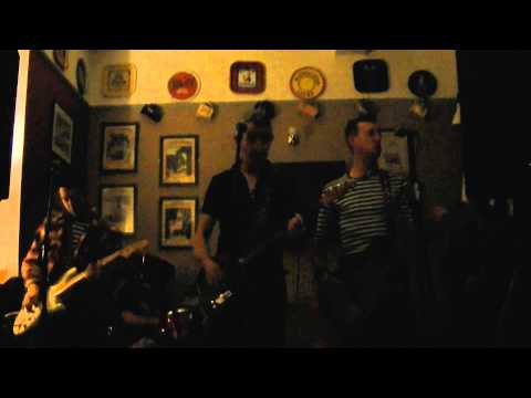 Peoples Republic of Mercia - Down by the Jetty live at The King's Head Buckingham