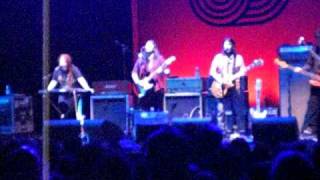 The Breeders - Were Gonna Rise - Wiltern Theatre - 11-17-08.mov