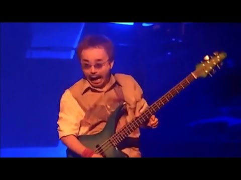 CASIOPEA - THE BASS GREETING - LIVE 2003 (YOSHIHIRO NARUSE - 鳴瀬喜博) bass solo