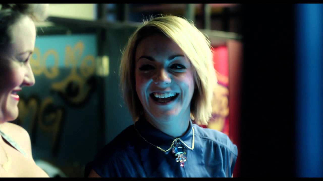 Miniature de la vidéo POWDER ROOM TRAILER du film Soirée Filles