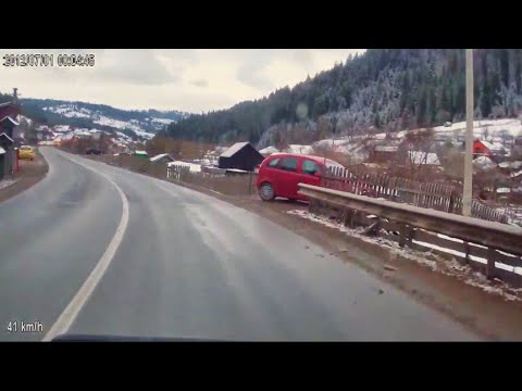 pe drum Petru Voda, Poiana Teiului Neamt. Aprilie 2015