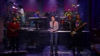 Dido - White flag (Letterman 2003)