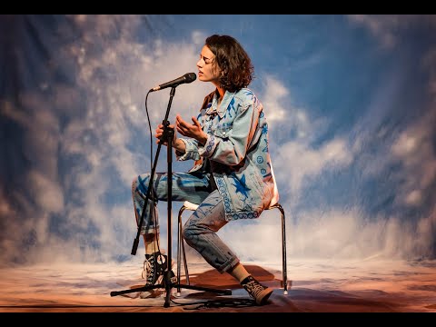 Zoe Gotusso en vivo en el Recoleta