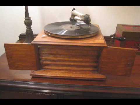 Hot Hot Hottentot, by Roger Wolfe Kahn and His Orchestra