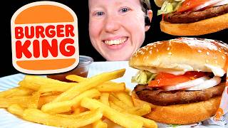 Download lagu ASMR BURGER KING WHOPPER MUKBANG EATING SOUNDS mp3