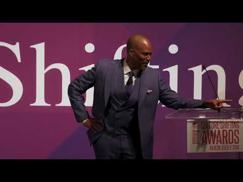 Comedian Chris Spencer Hosts the 4th Annual Culture Shifting Awards in Silicon Valley