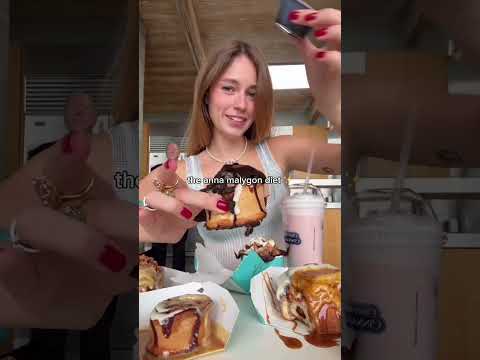 taking a page out of her book #annamalygon #diet #cinnabon #mukbang #shorts