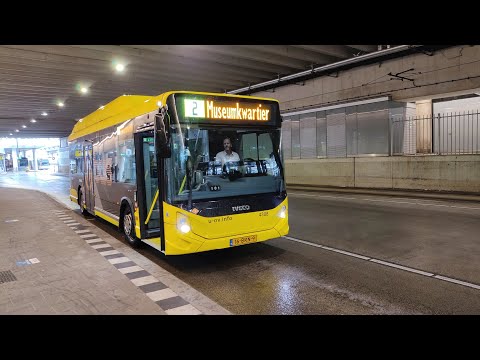 Qbuzz U-OV 4308 als Stadslijn 2 naar Museumkwartier