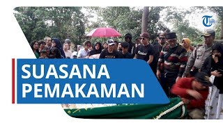Suasana Pemakaman Ulang Lina Jubaedah Mantan Istri Sule di TPU Nagrog