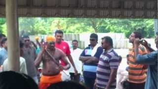 preview picture of video 'Kampung Station Kaliamman Kovil Thiruvila 2012 (2)'