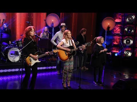 Sheryl Crow, Bonnie Raitt, and Mavis Staples Take the Stage