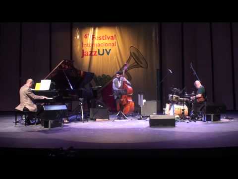 Dave Kikoski Trio 3