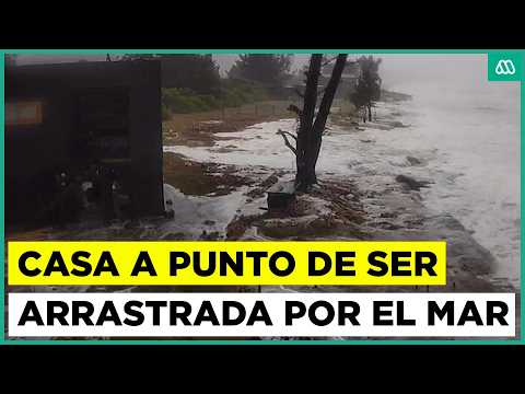 "Se llevó 16 metros de playa en 4 horas": casa está a punto de ser arrastrada por el mar en Arauco