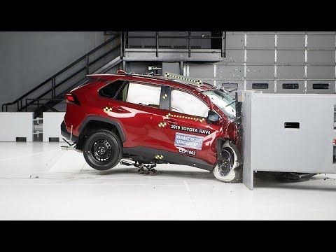 Toyota RAV4 2019 es reconocida por el alto nivel de seguridad que ofrece a los pasajeros